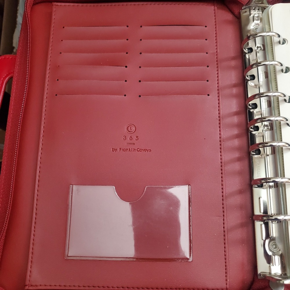 Franklin Covey Day One Classic Red Faux Alligator Binder Planner + New Inserts - Picture 9 of 11